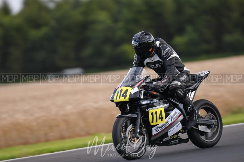 Battle of Britain race meeting, Croft motorsport photography uk