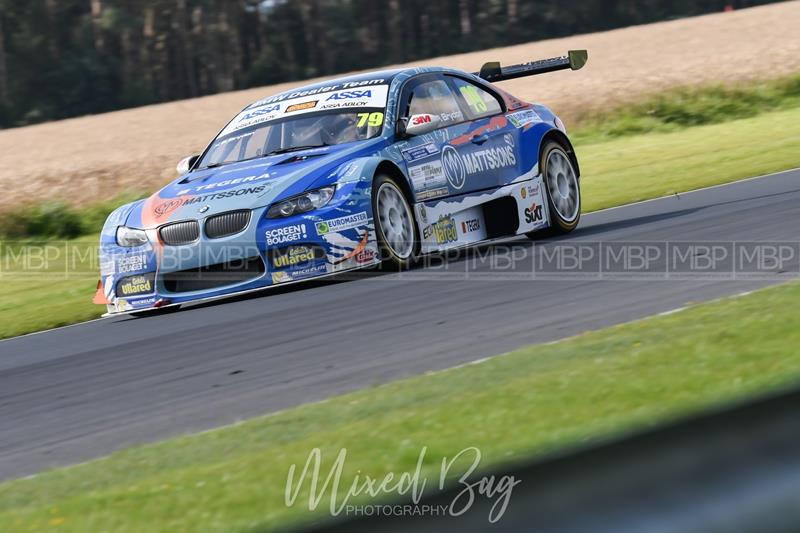 Battle of Britain race meeting, Croft motorsport photography uk