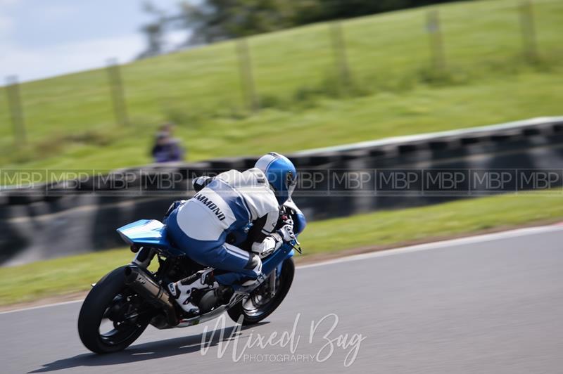 Battle of Britain race meeting, Croft motorsport photography uk