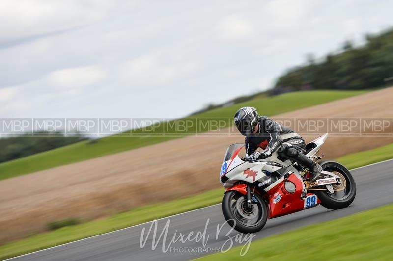 Battle of Britain race meeting, Croft motorsport photography uk