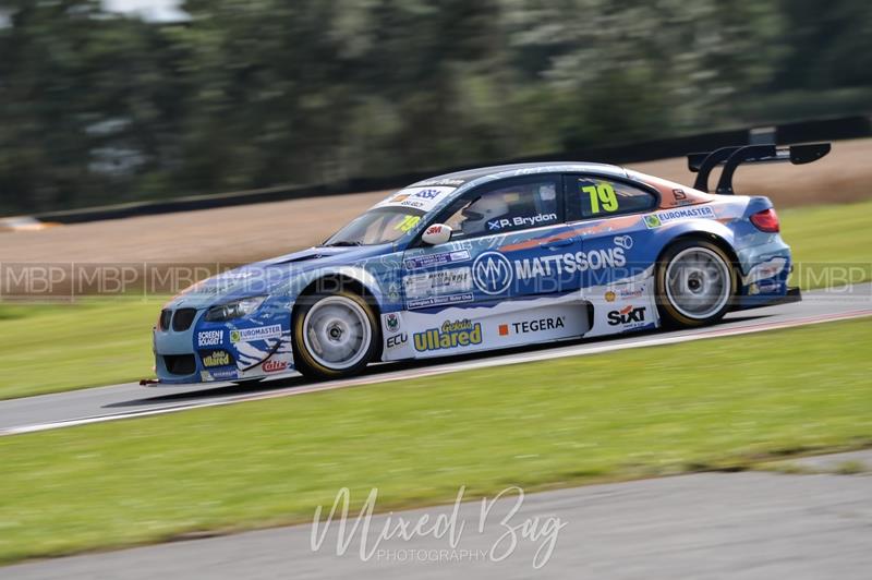 Battle of Britain race meeting, Croft motorsport photography uk