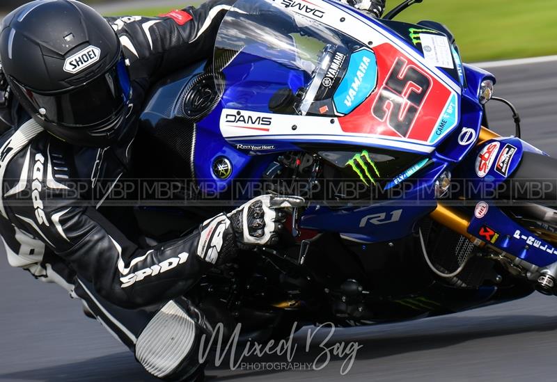 Battle of Britain race meeting, Croft motorsport photography uk