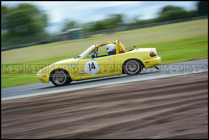 BRSCC meeting, Croft motorsport photography uk