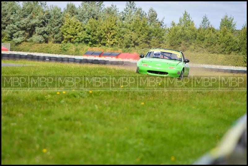 BRSCC meeting, Croft motorsport photography uk