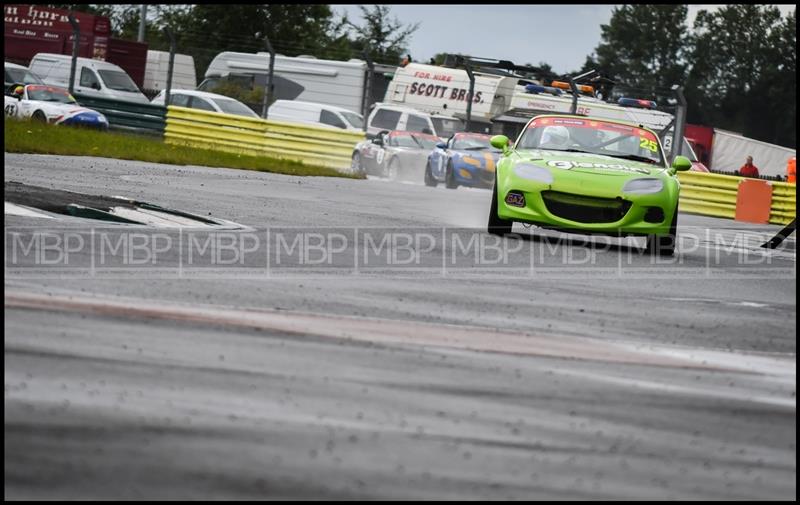 BRSCC meeting, Croft motorsport photography uk