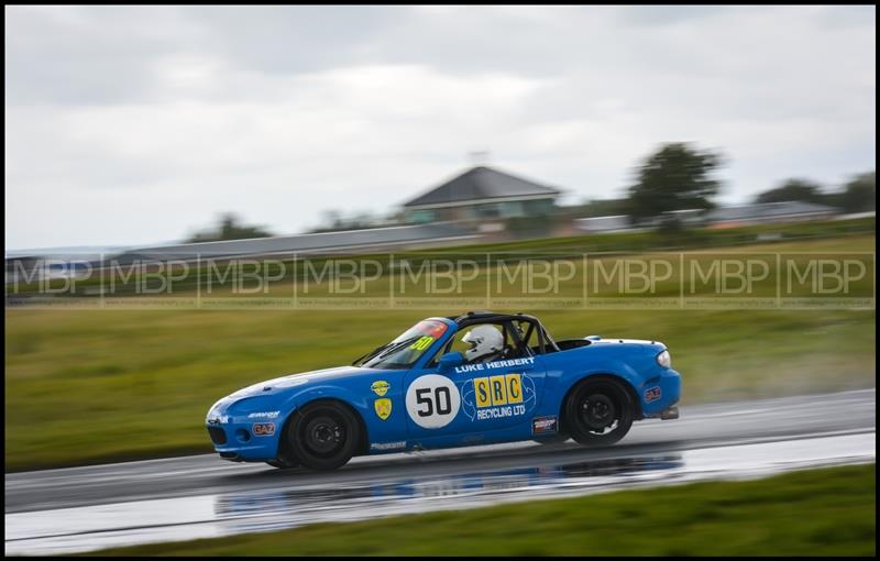 BRSCC meeting, Croft motorsport photography uk