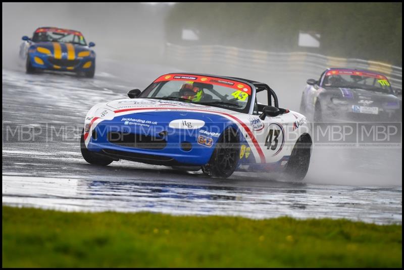 BRSCC meeting, Croft motorsport photography uk