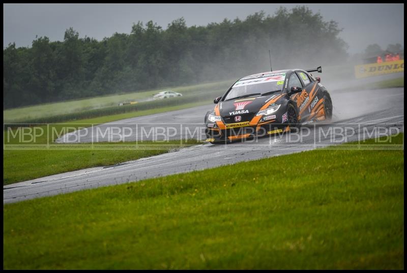 BTCC, Croft (Day 1) photography uk