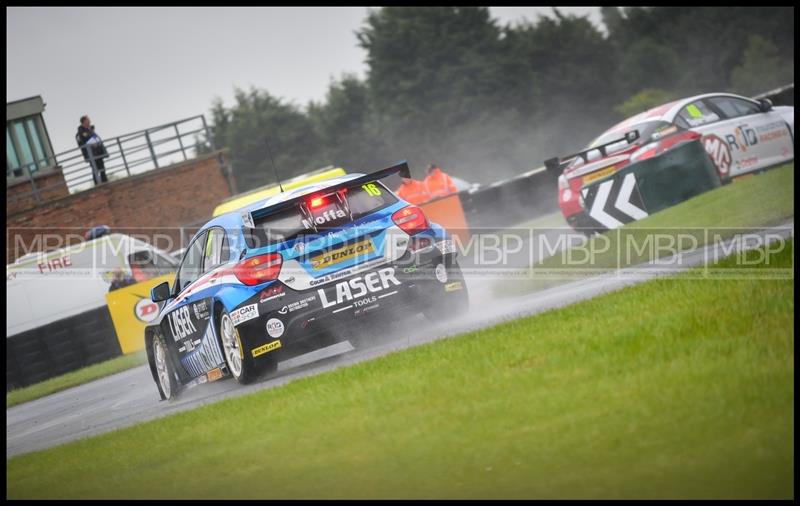 BTCC, Croft (Day 1) photography uk