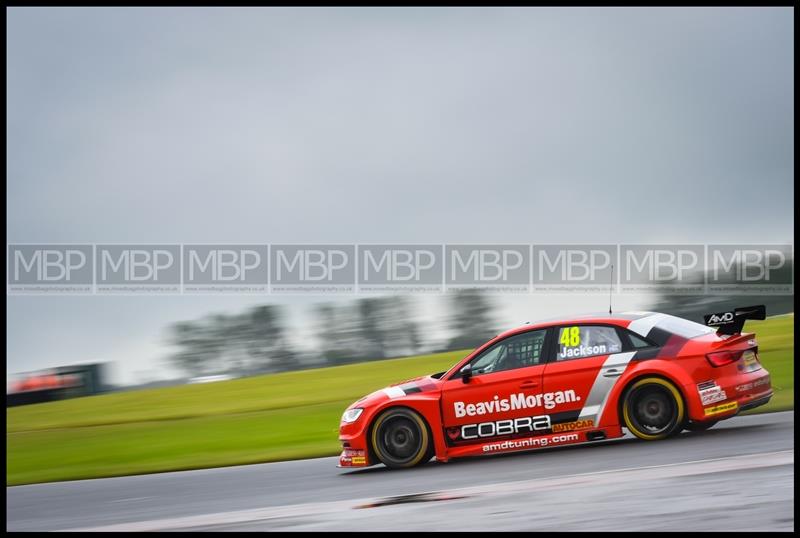 BTCC, Croft (Day 1) photography uk