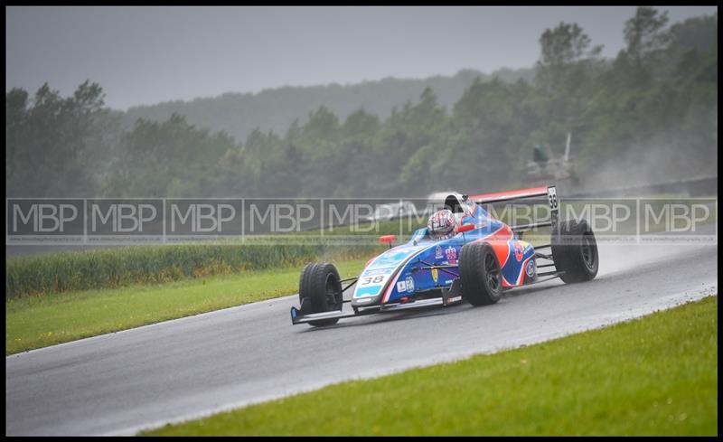 BTCC, Croft (Day 1) photography uk