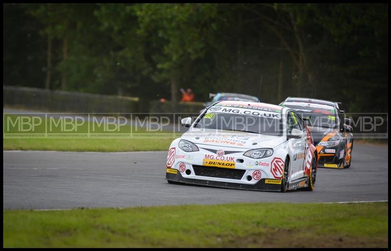 BTCC, Croft (Day 2) motorsport photography uk