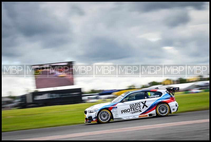 BTCC, Croft (Day 2) motorsport photography uk