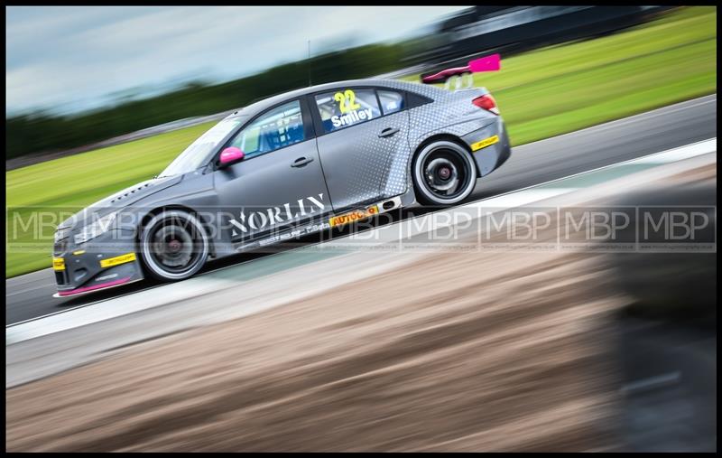 BTCC, Croft (Day 2) motorsport photography uk