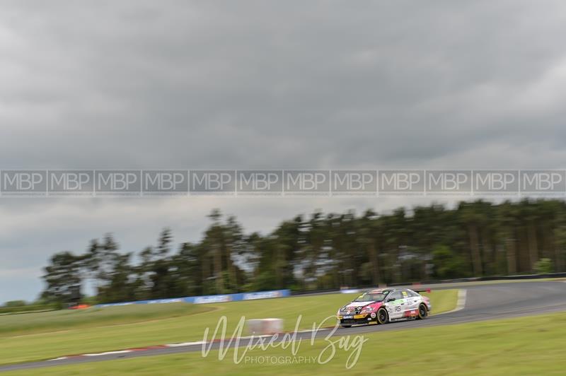 BTCC motorsport photography uk