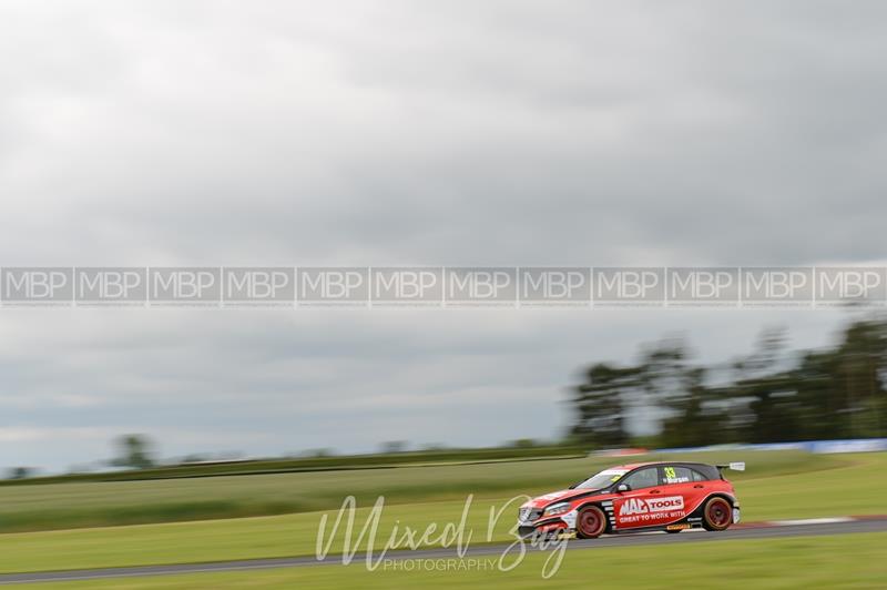 BTCC motorsport photography uk