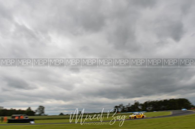 BTCC motorsport photography uk