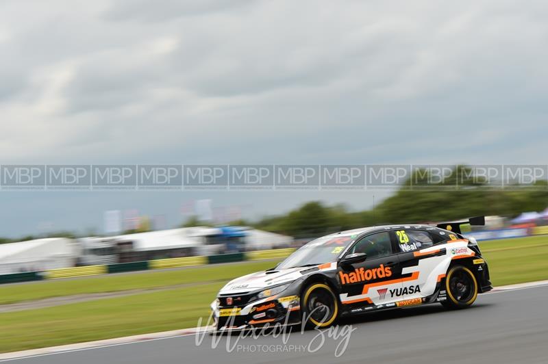 BTCC motorsport photography uk