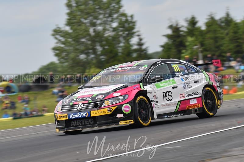 BTCC motorsport photography uk