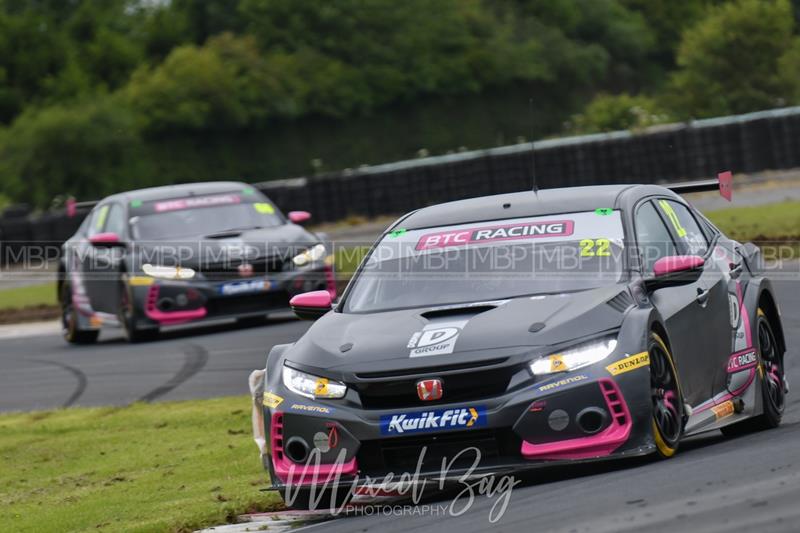 BTCC motorsport photography uk