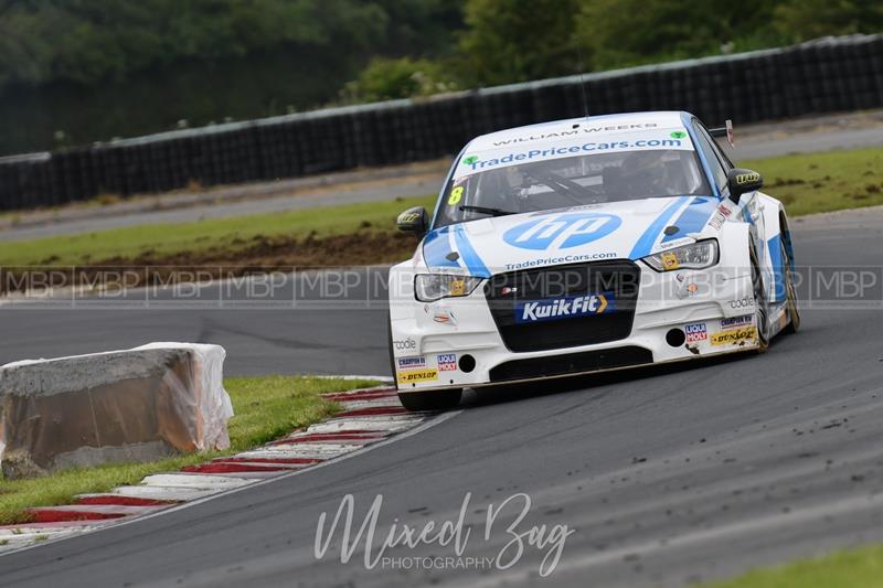 BTCC motorsport photography uk