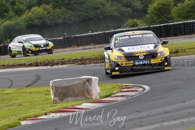 BTCC motorsport photography uk