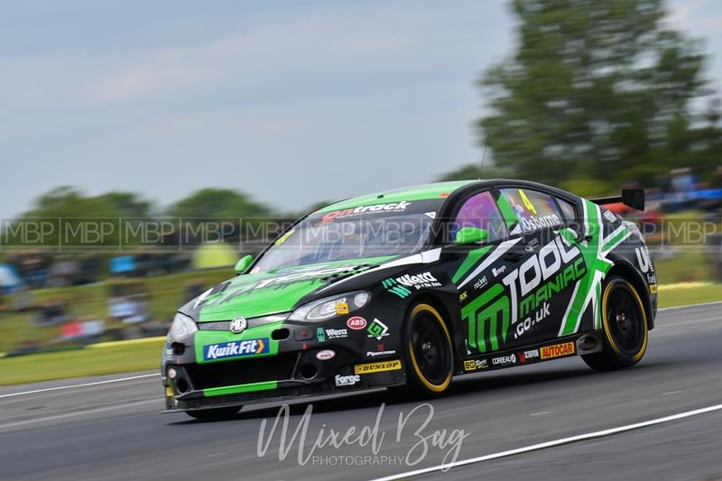 BTCC motorsport photography uk