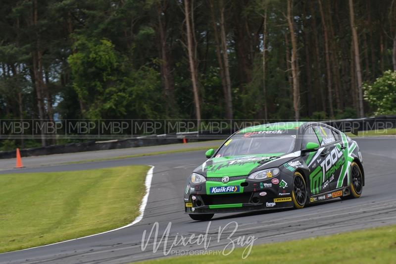 BTCC motorsport photography uk