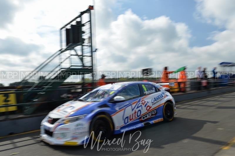 BTCC motorsport photography uk