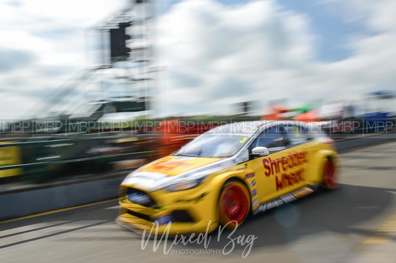 BTCC motorsport photography uk