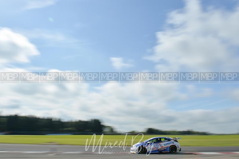 BTCC motorsport photography uk