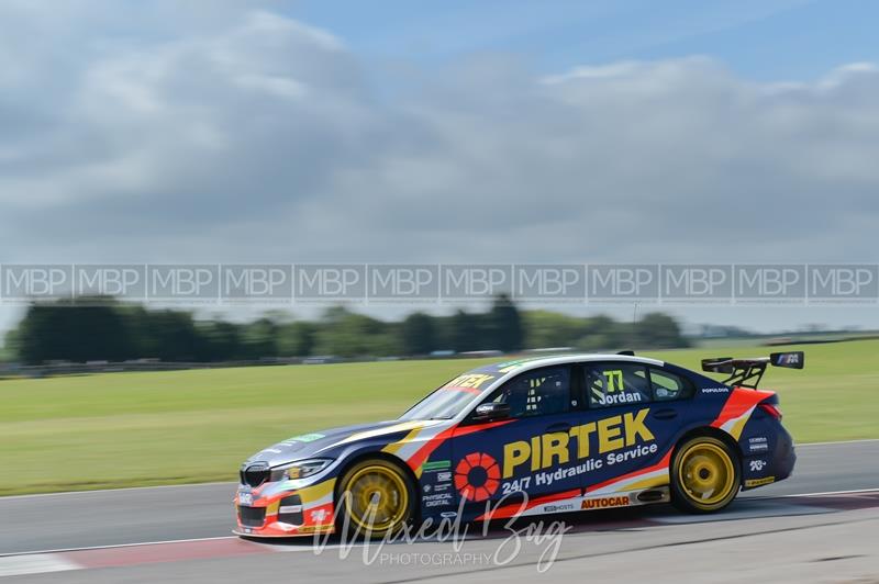 BTCC motorsport photography uk