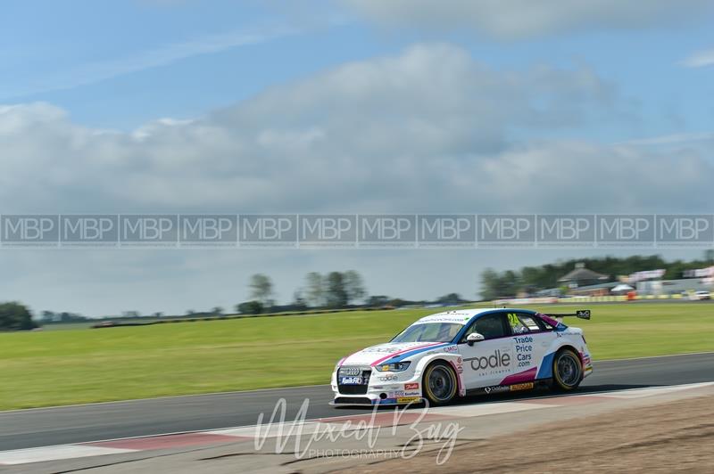 BTCC motorsport photography uk