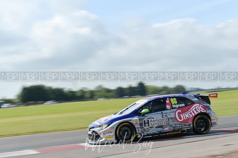 BTCC motorsport photography uk