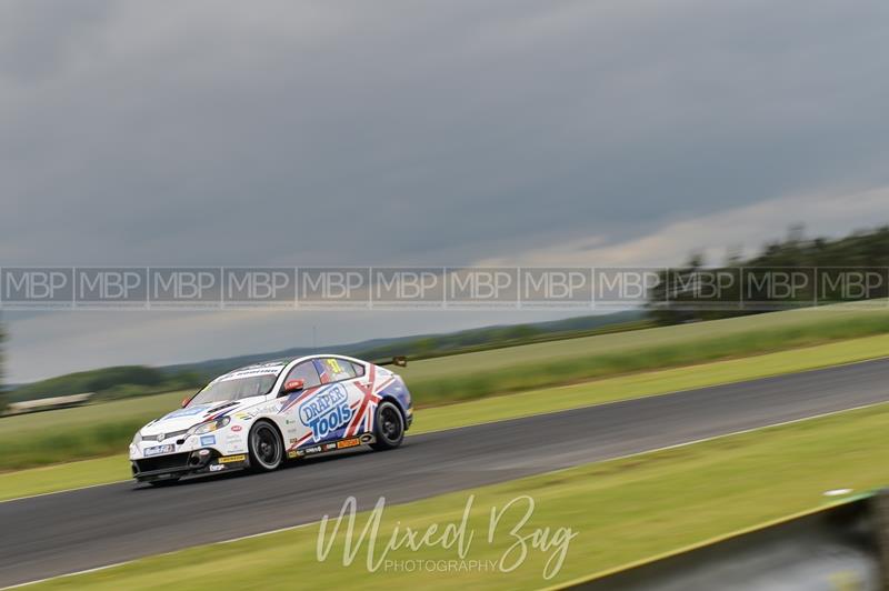 BTCC motorsport photography uk