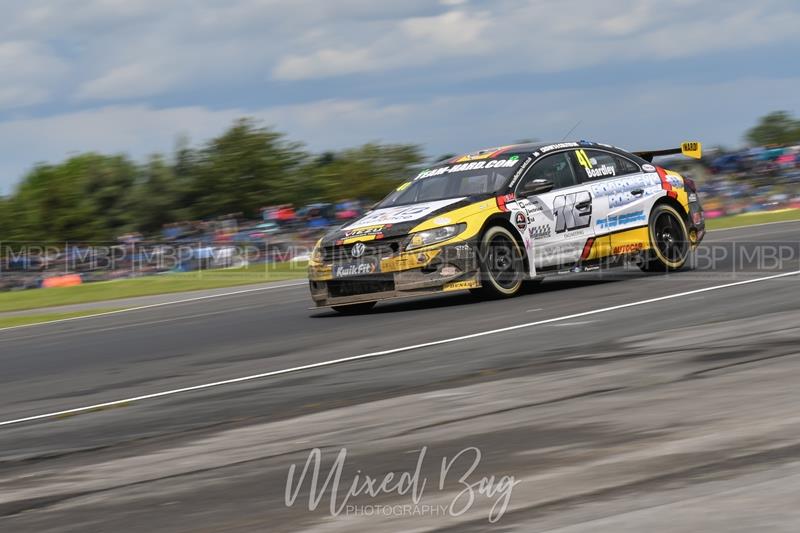 BTCC motorsport photography uk