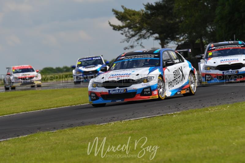 BTCC motorsport photography uk