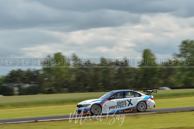 BTCC motorsport photography uk