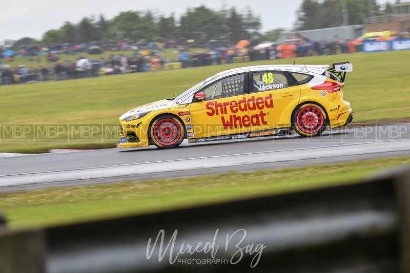 BTCC motorsport photography uk