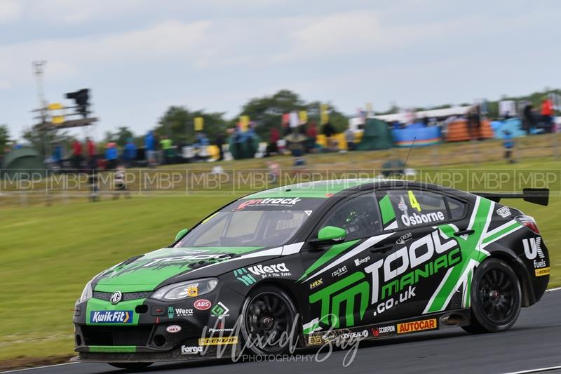 BTCC motorsport photography uk