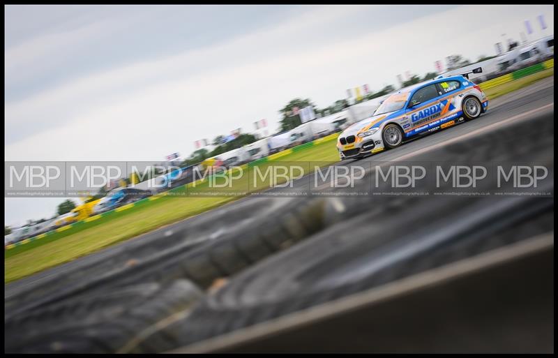 British Touring Car Championship BTCC - Croft Circuit motorsport photography uk