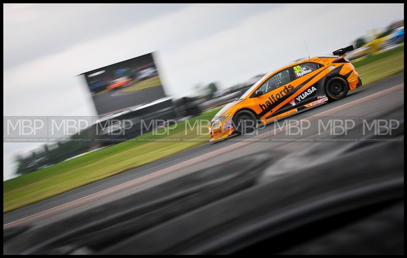 British Touring Car Championship BTCC - Croft Circuit motorsport photography uk