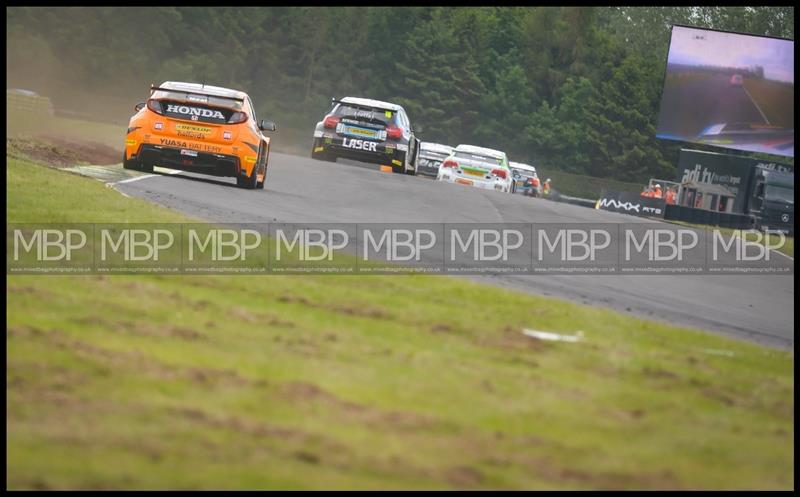 British Touring Car Championship BTCC - Croft Circuit motorsport photography uk