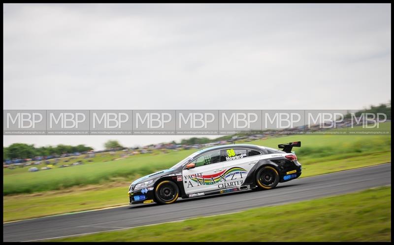 British Touring Car Championship BTCC - Croft Circuit motorsport photography uk