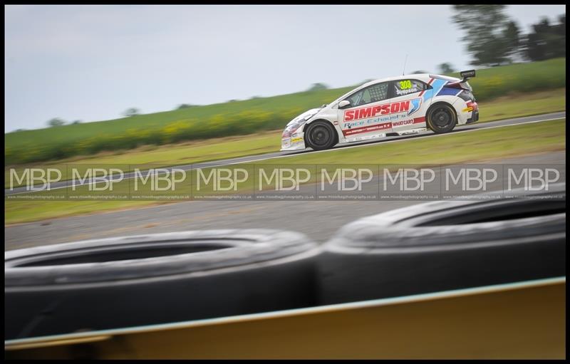 British Touring Car Championship BTCC - Croft Circuit motorsport photography uk