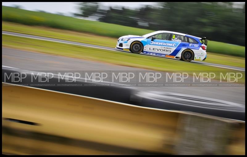 British Touring Car Championship BTCC - Croft Circuit motorsport photography uk