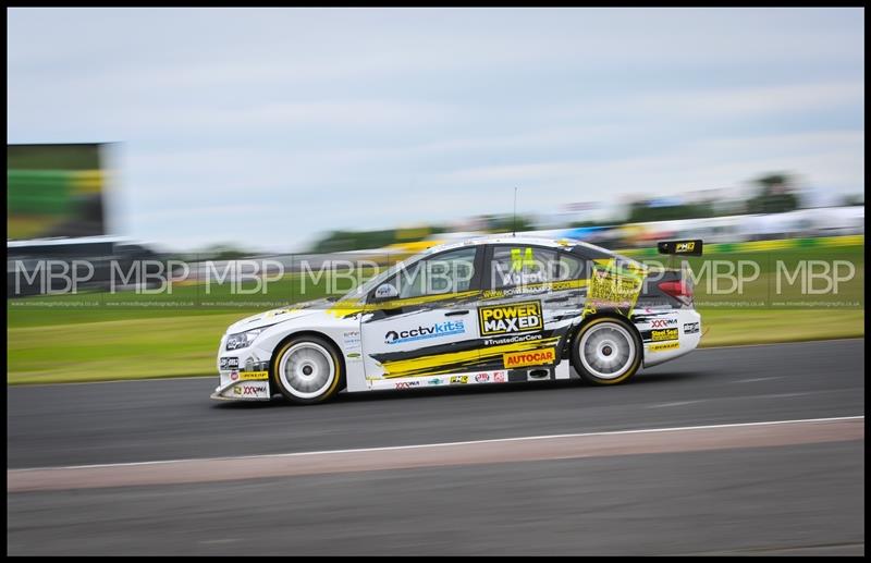 British Touring Car Championship BTCC - Croft Circuit motorsport photography uk