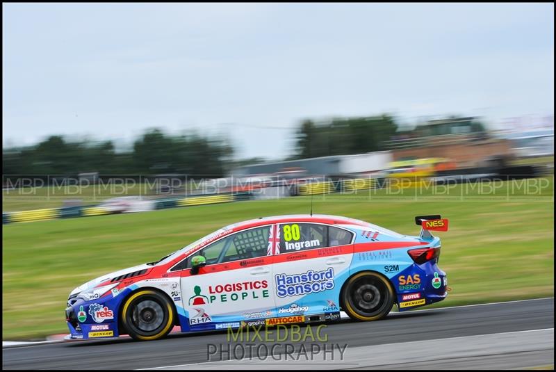 BTCC, Croft Circuit motorsport photography uk