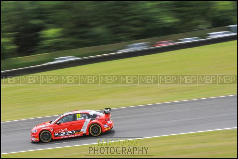 BTCC, Croft Circuit motorsport photography uk