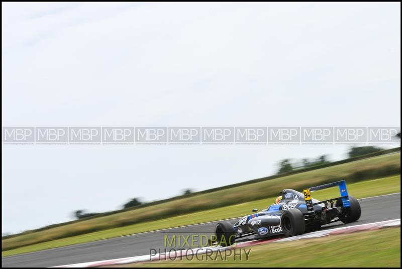 BTCC, Croft Circuit motorsport photography uk